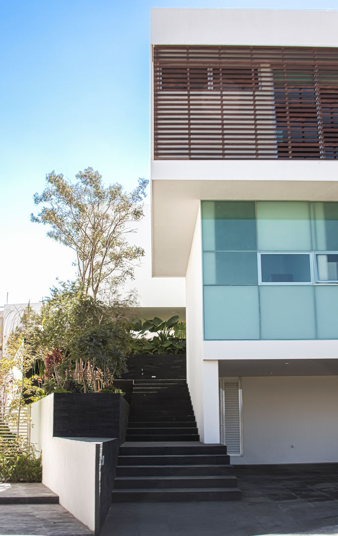 EM HOUSE, TaAG Arquitectura TaAG Arquitectura Modern home