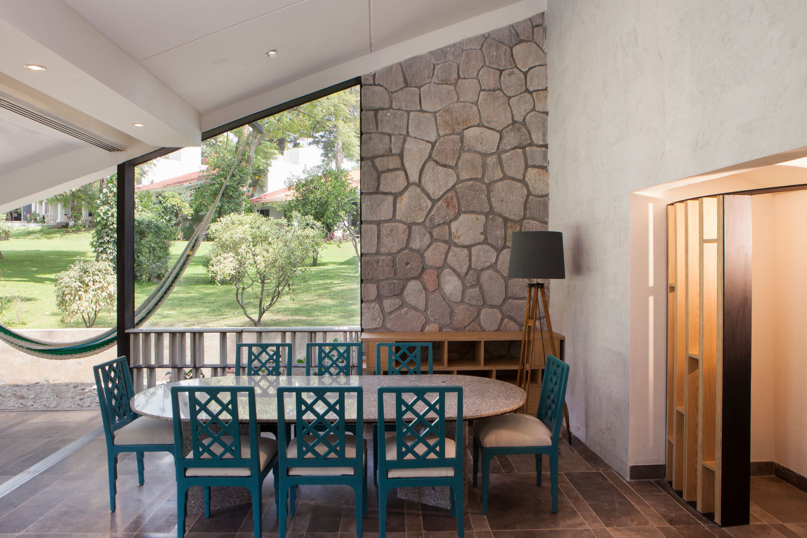 Remodelacion Casa Cuernavaca, Taller David Dana Arquitectura Taller David Dana Arquitectura Modern dining room