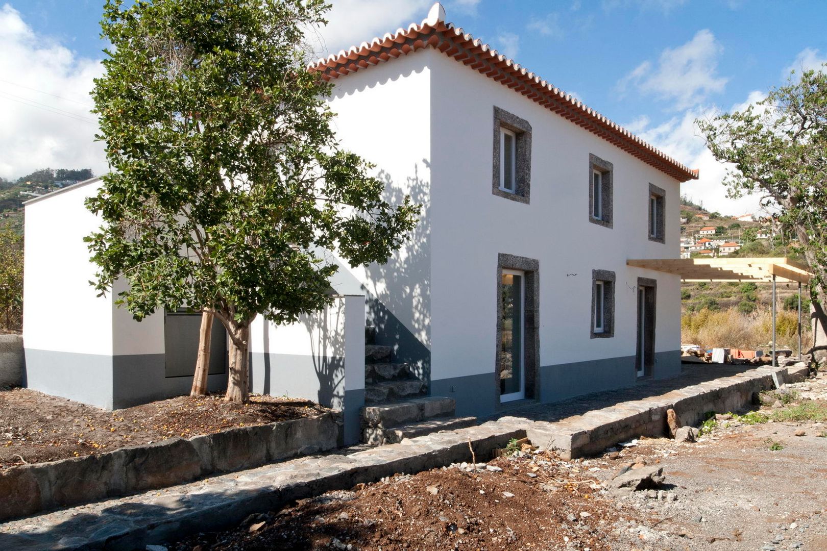 ​Renovação e ampliação Casa Corujeira, Mayer & Selders Arquitectura Mayer & Selders Arquitectura Casas rurales