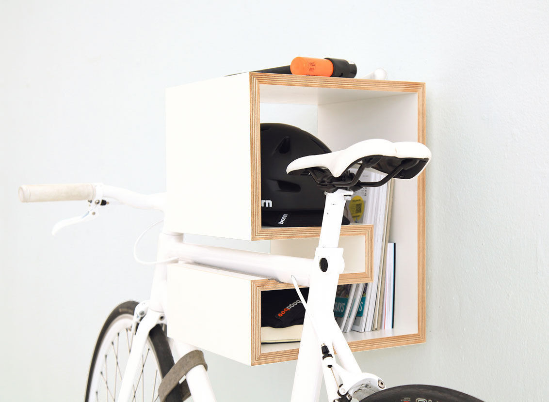 KAPPÔ – Weiß, MIKILI – Bicycle Furniture MIKILI – Bicycle Furniture Salas de estar modernas Estantes