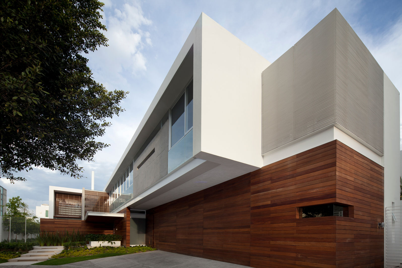 FF HOUSE, Hernandez Silva Arquitectos Hernandez Silva Arquitectos Moderne huizen