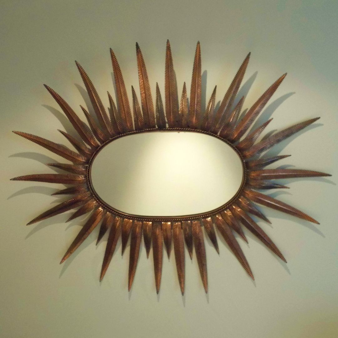 French Sunburst Mirror Travers Antiques غرفة المعيشة ديكورات واكسسوارات