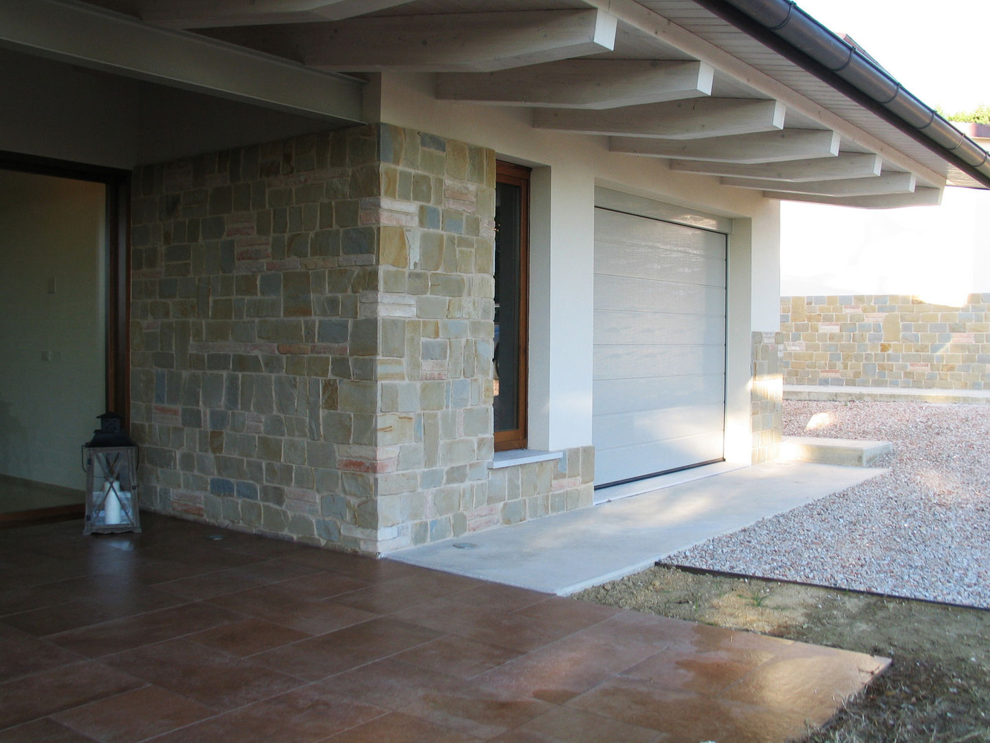 Casa Perlini, matteo avaltroni matteo avaltroni Modern garage/shed