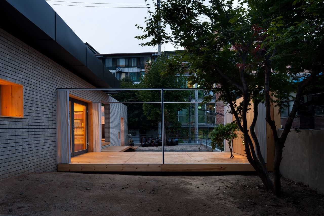 재훈이네 집수리(Jaehoon's Jip-Soori), 무회건축연구소 무회건축연구소 Casas modernas