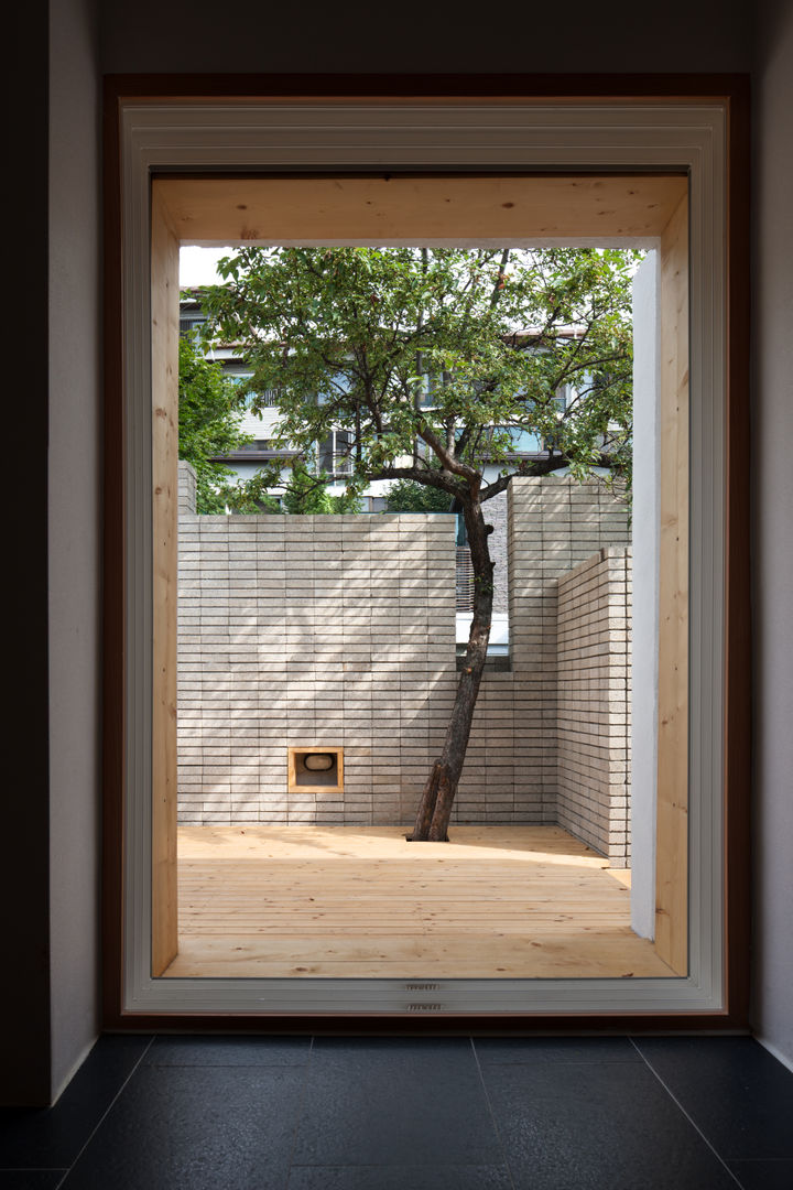 재훈이네 집수리(Jaehoon's Jip-Soori), 무회건축연구소 무회건축연구소 Дома в стиле модерн