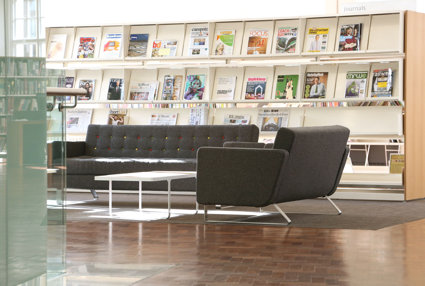 Manchester Central Library, naughtone naughtone Salas multimedia modernas Muebles