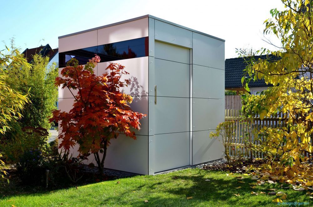@gart design gartenhaus - Augsburg, design@garten GmbH & Co. KG design@garten GmbH & Co. KG Modern garage/shed Wood-Plastic Composite