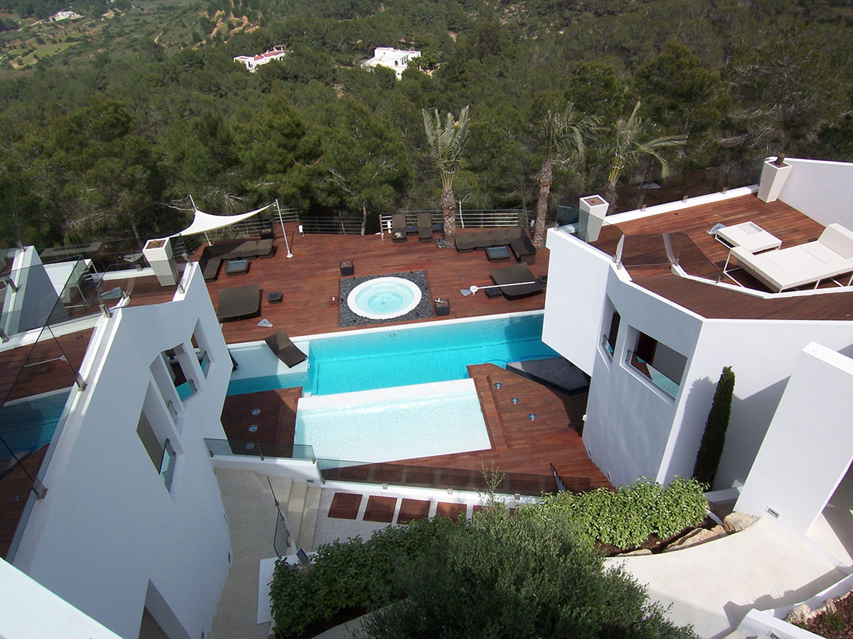 Vivienda unifamiliar en Ibiza Ivan Torres Architects Jardines de estilo moderno