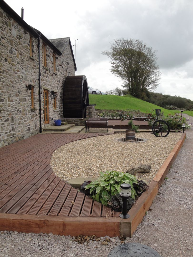 Melin Esgob, Llannerch-y-Medd, North Wales , Capra Architects Capra Architects Rustic style house