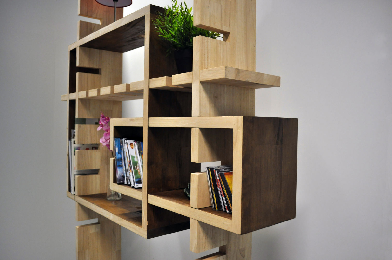 Etag' Aire, Benjamin Rousse Design Benjamin Rousse Design Ruang Keluarga Modern Shelves