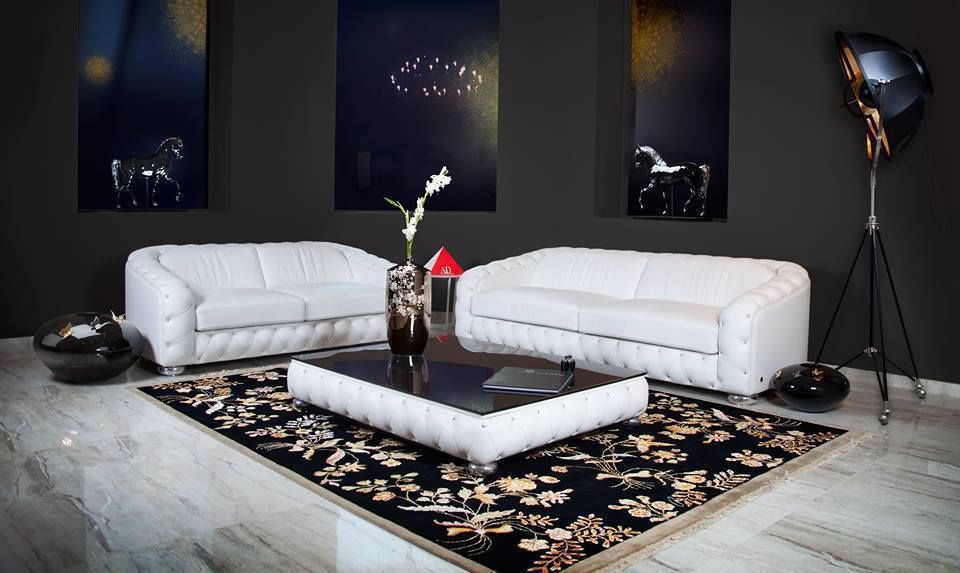 An elegant Wool & Silk rug from our Reflection Collection Cocoon Fine Rugs Other spaces Other artistic objects