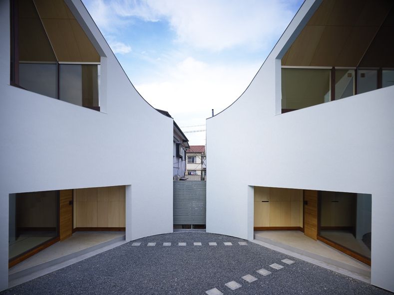A House Made of Two, Naf Architect & Design Naf Architect & Design 모던스타일 주택