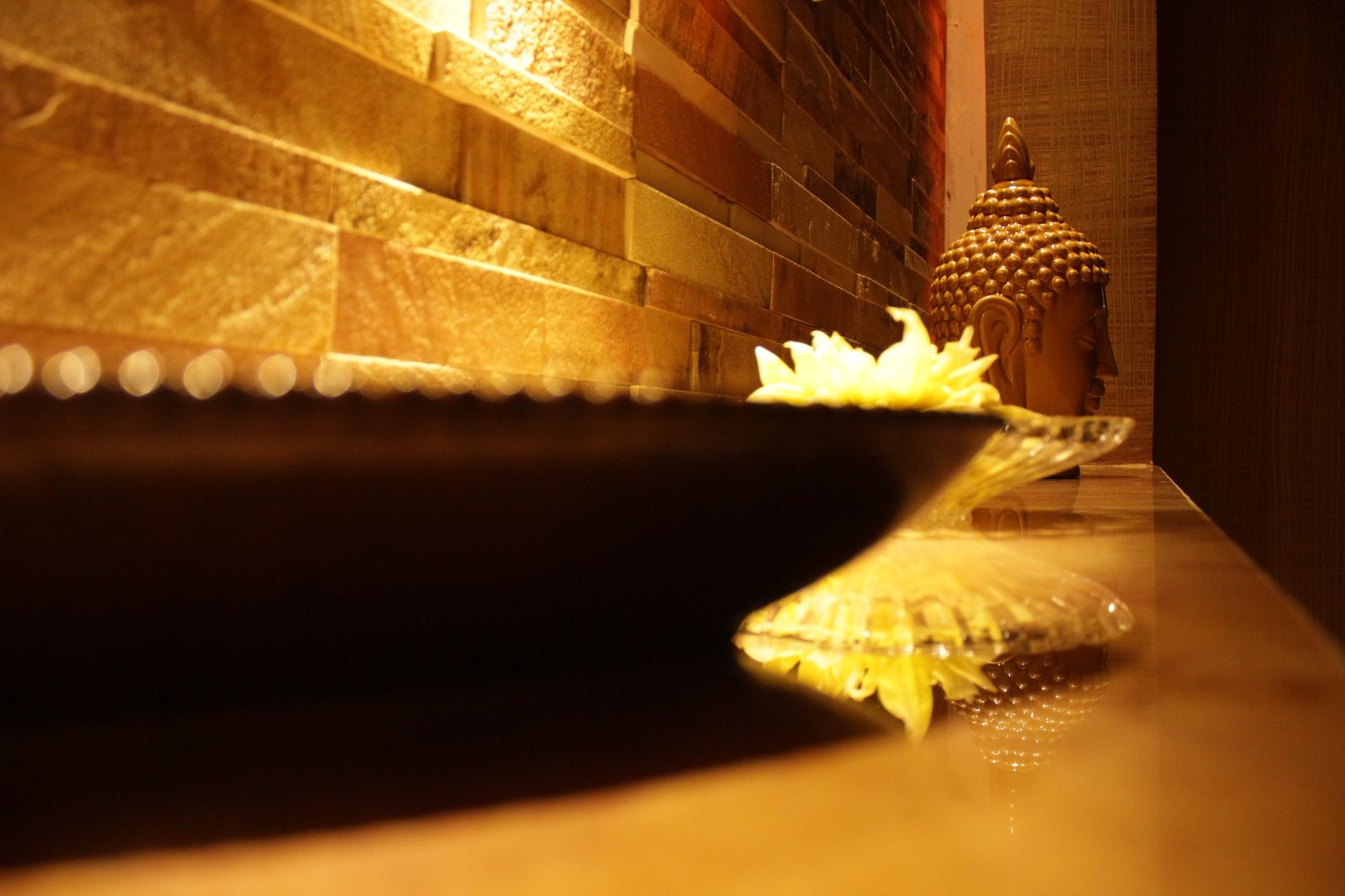 Day Spa at Baddi Architect Suri and Associates Asian style spa