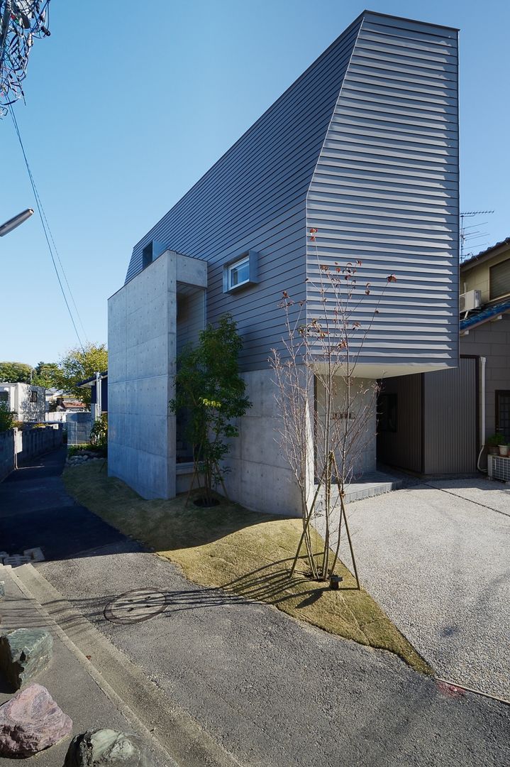 h-house, スタジオグラッペリ １級建築士事務所 ／ studio grappelli architecture office スタジオグラッペリ １級建築士事務所 ／ studio grappelli architecture office Modern houses