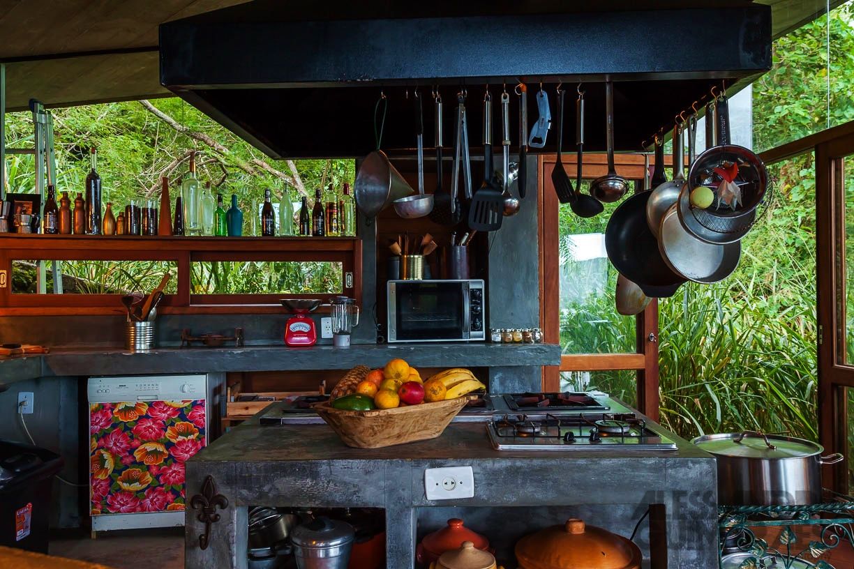 Casa da Floresta, Ferraro Habitat Ferraro Habitat Country style kitchen