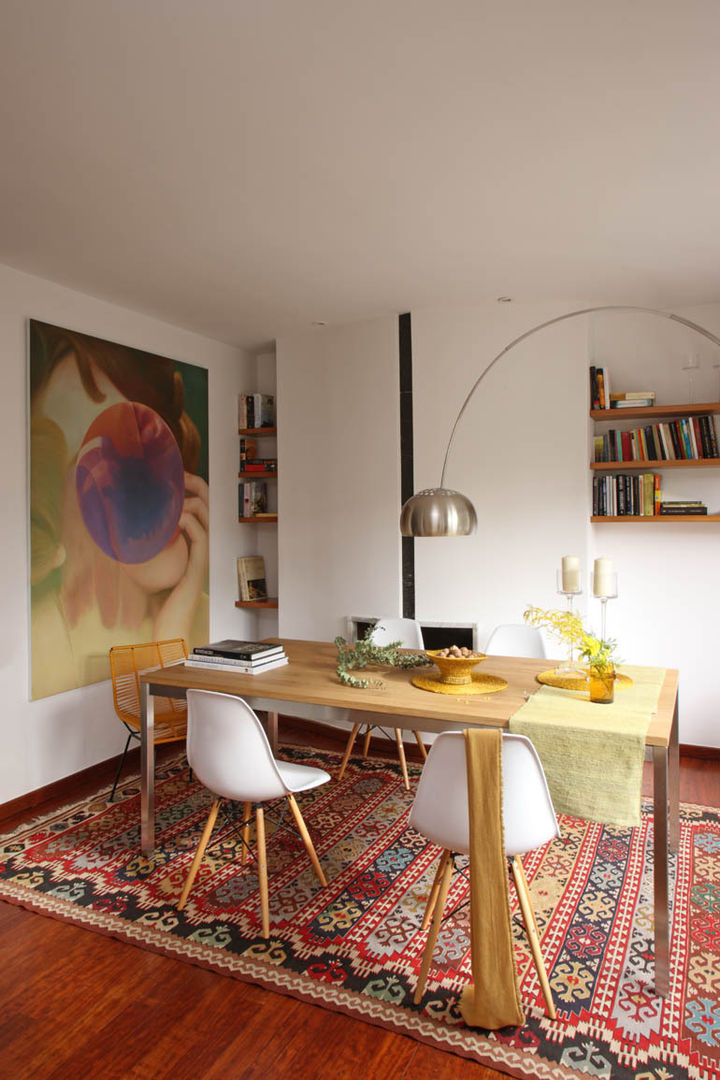 EG 4. Piso Barcelones, BONBA studio BONBA studio Scandinavian style dining room