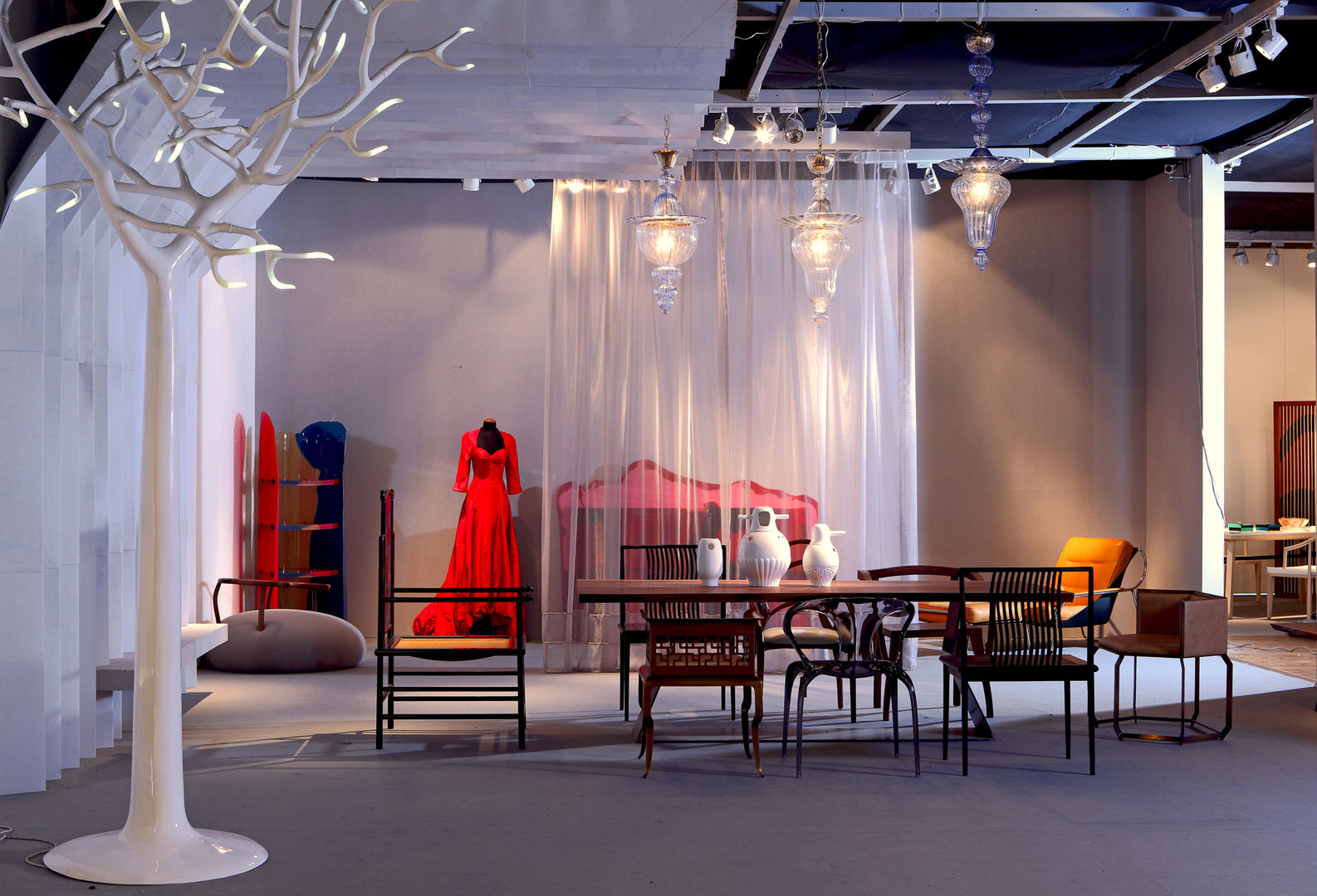 Alice in Wonderland - 2012 BEIJING POLY AUTUMN AUCTION, IVAN C. DESIGN LIMITED IVAN C. DESIGN LIMITED Interior design