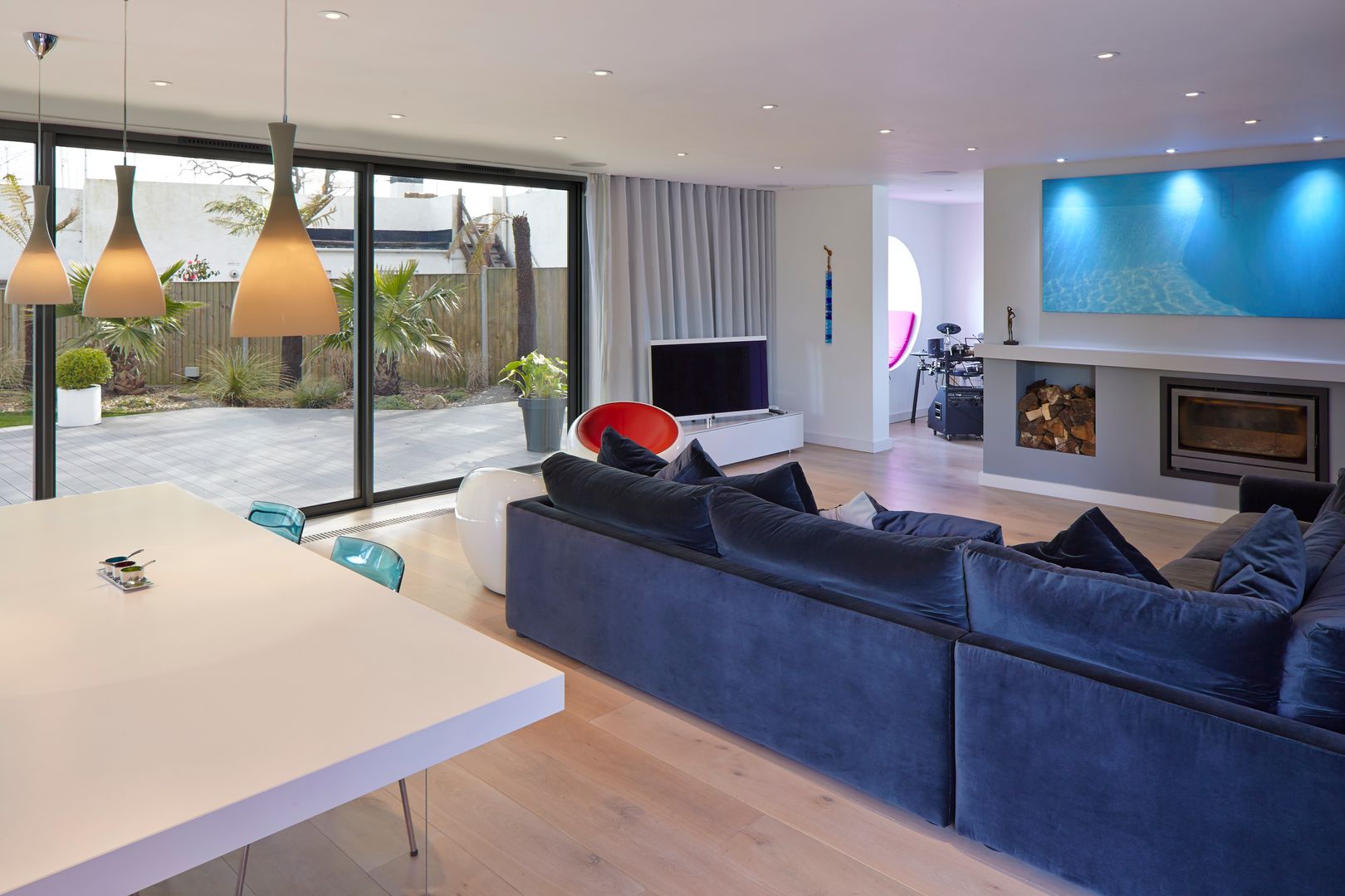 House in Hamble-Le-Rice, LA Hally Architect: modern by LA Hally Architect, Modern