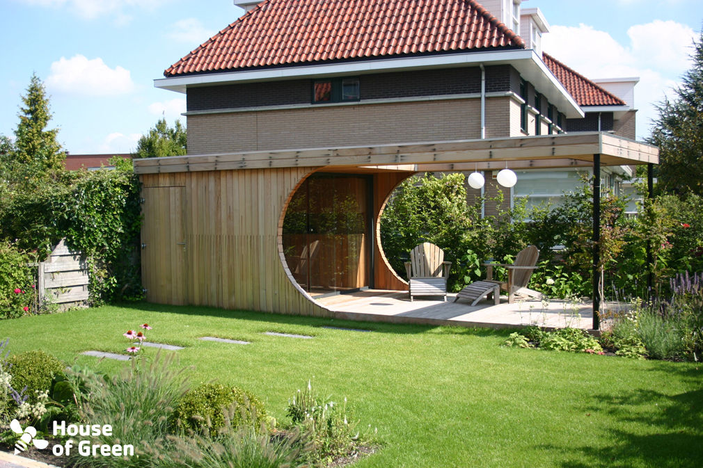 Vakantiehuis in eigen tuin, House of Green House of Green 모던스타일 정원