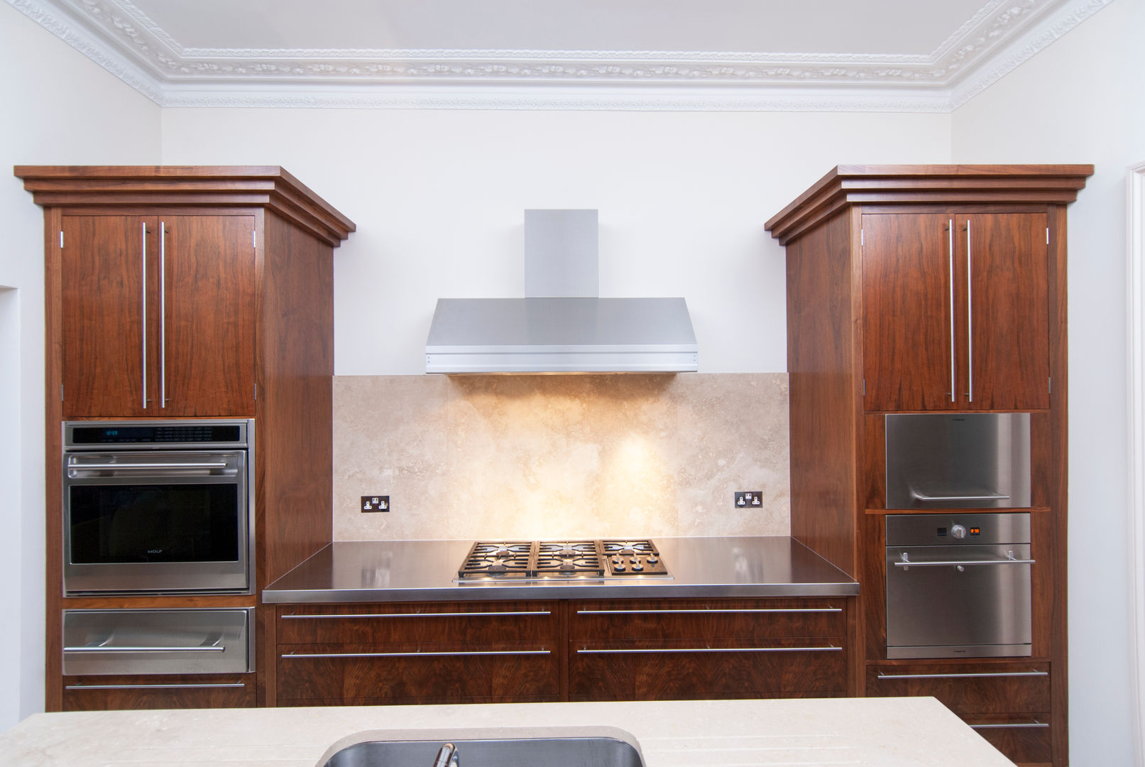 American Black Walnut Kitchen designed and made by Tim Wood Tim Wood Limited Modern kitchen