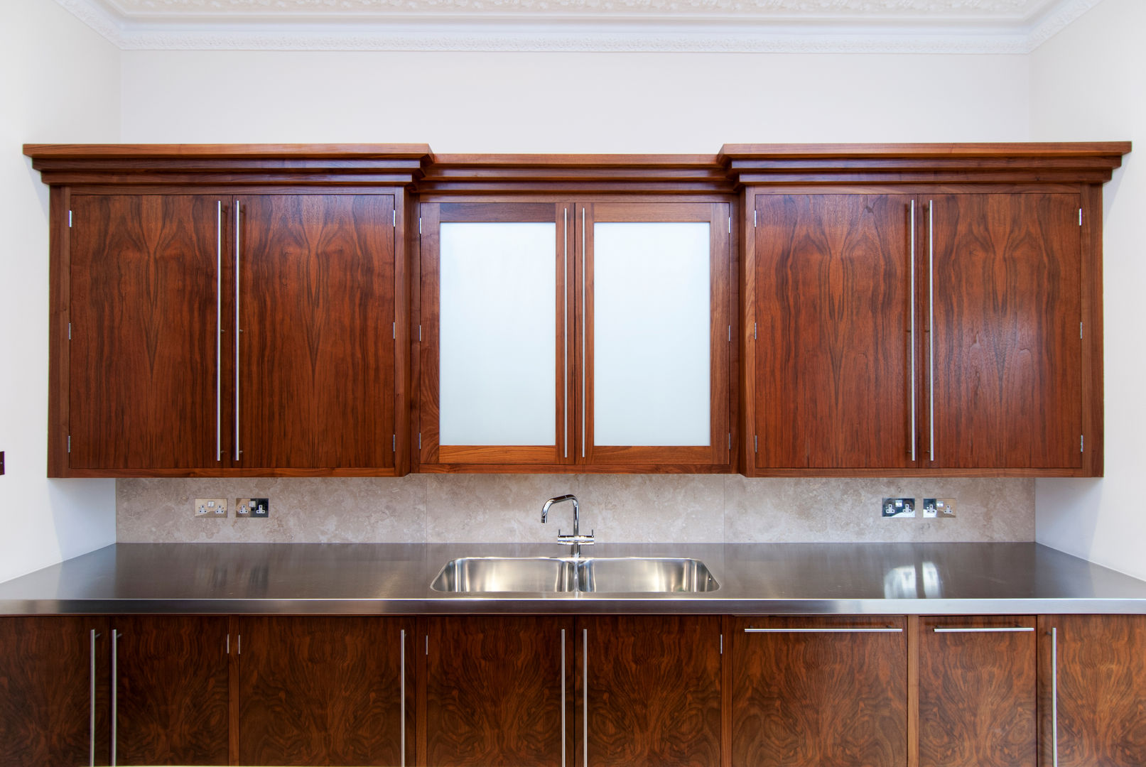 American Black Walnut Kitchen designed and made by Tim Wood Tim Wood Limited Kitchen