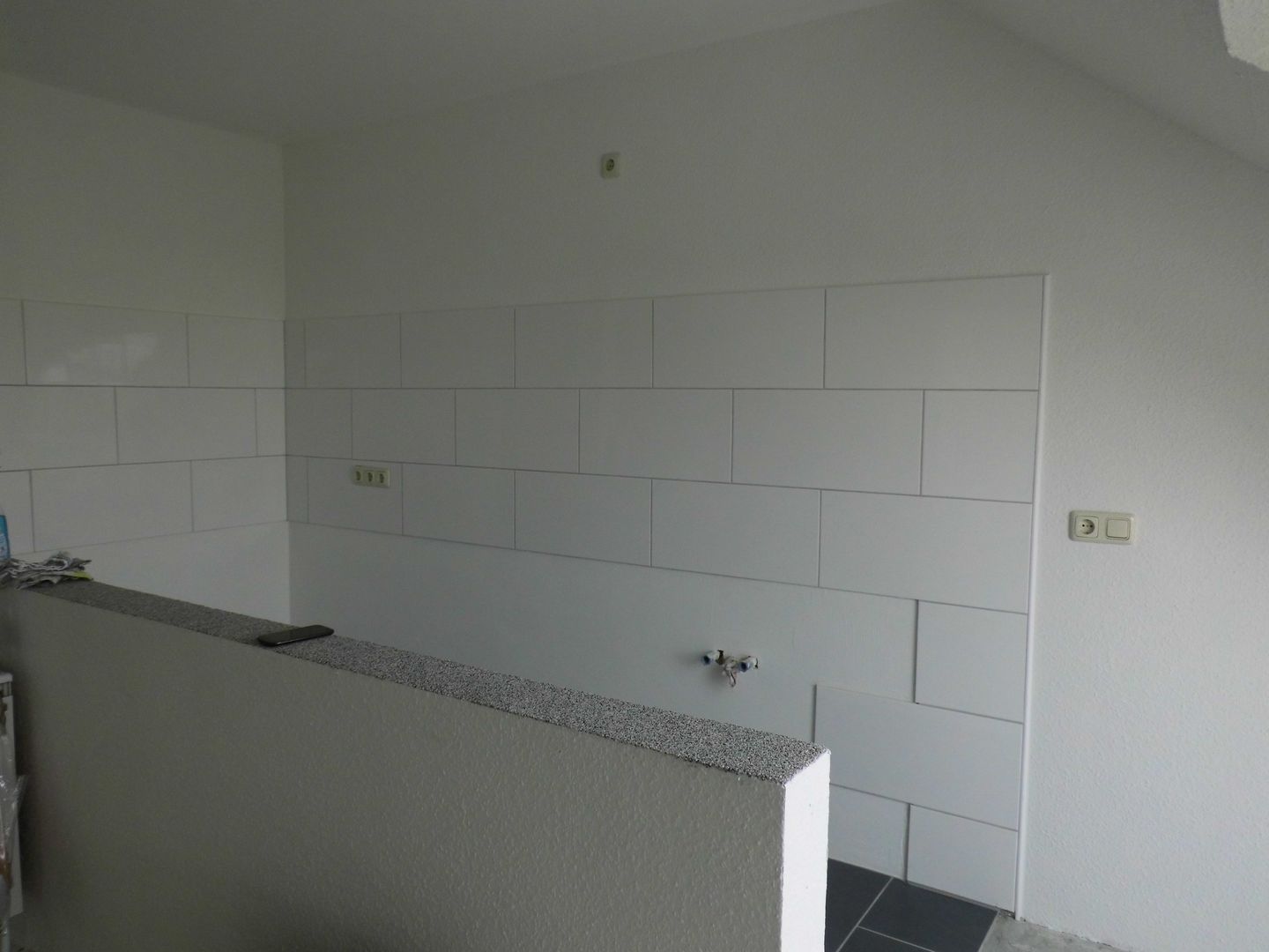 Home Staging - Dachgeschosswohnung in Duisburg, raum² - wir machen wohnen raum² - wir machen wohnen Industrialna kuchnia