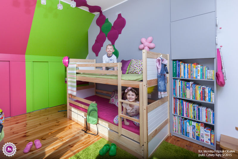 Pokój dzewczynki z akcentem Fluffo Flow 2.0, FLUFFO FLUFFO Modern nursery/kids room