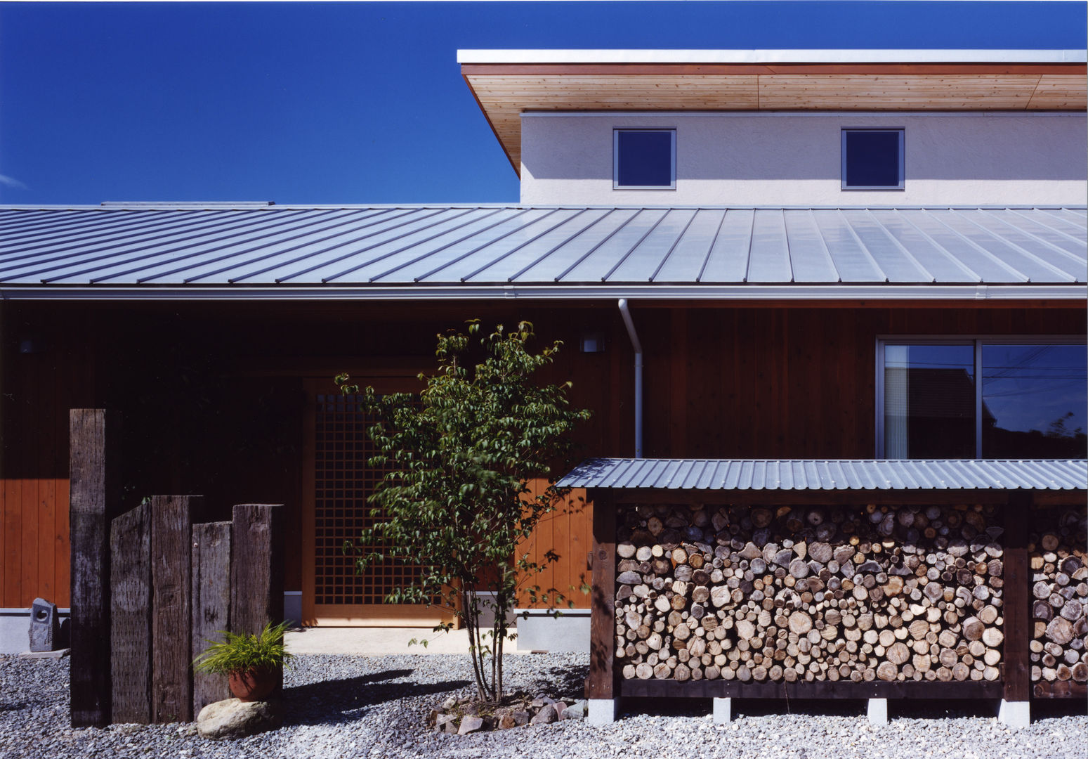 薪塀の家 外観近景 東山明建築設計事務所 日本家屋・アジアの家