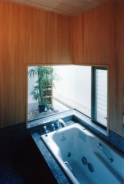 タイトルを入れてください, MOW Architect & Associates MOW Architect & Associates Asian style bathroom