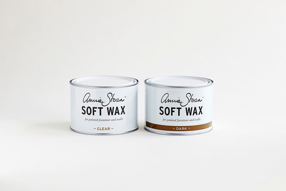 Annie Sloan Soft Wax en Dark Wax Bij Sigrid Landelijke woonkamers Kasten & dressoirs