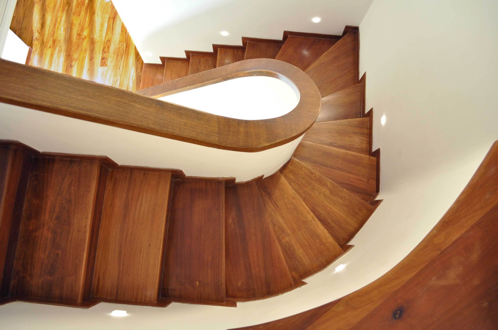 Attico bilivello | Mq. 240 | Roma | Quartiere Talenti - 2013, ar architetto roma ar architetto roma Stairs Wood Wood effect