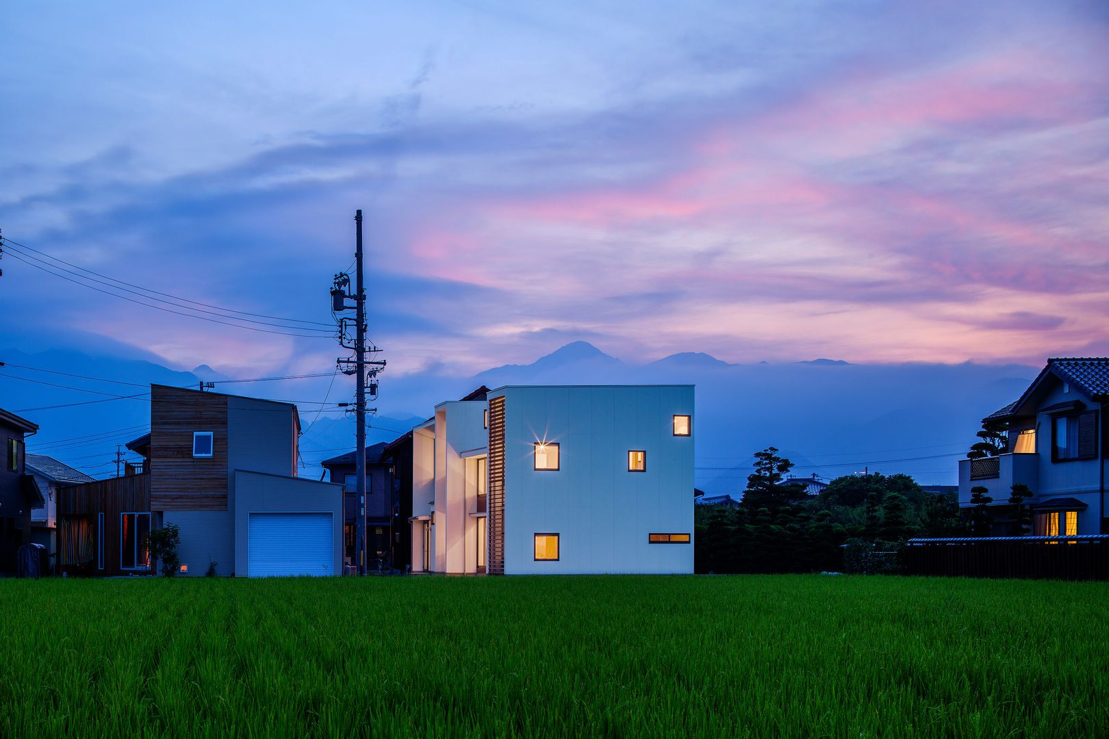 HouseYM, FUMIHITO OHASHI ARCHITECTURE STUDIO FUMIHITO OHASHI ARCHITECTURE STUDIO Casas modernas