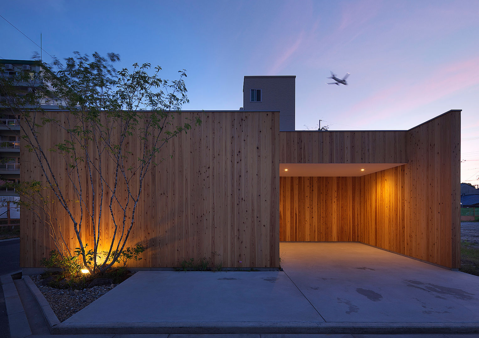 House of Nishimikuni, arbol arbol Bungalows