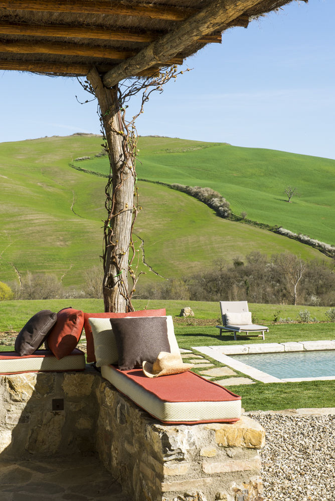 Une Villa Qui a des Inspirations Italienne: Toscane, dmesure dmesure Jardins mediterrânicos