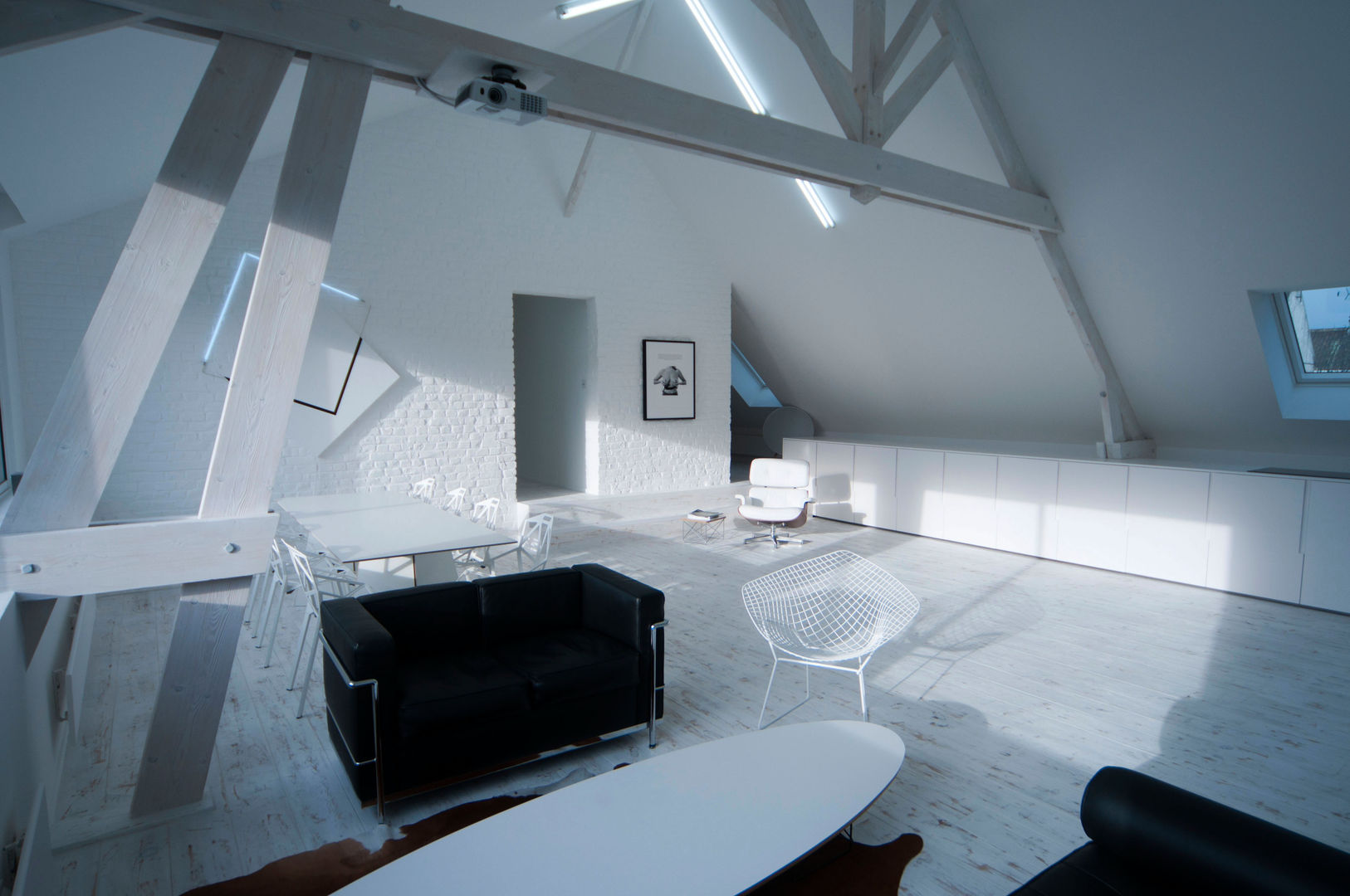 the white loft, mayelle architecture intérieur design mayelle architecture intérieur design Phòng khách phong cách công nghiệp