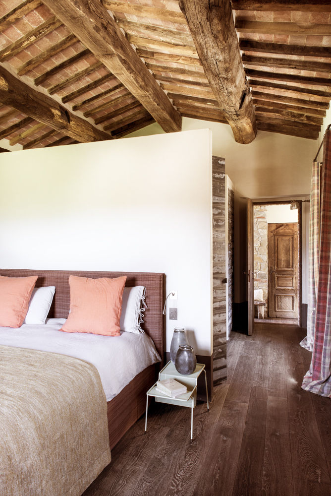 Une Villa Qui a des Inspirations Italienne: Toscane, dmesure dmesure غرفة نوم