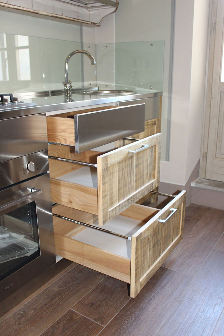 7.3 Kitchen Essenza Legno ห้องครัว