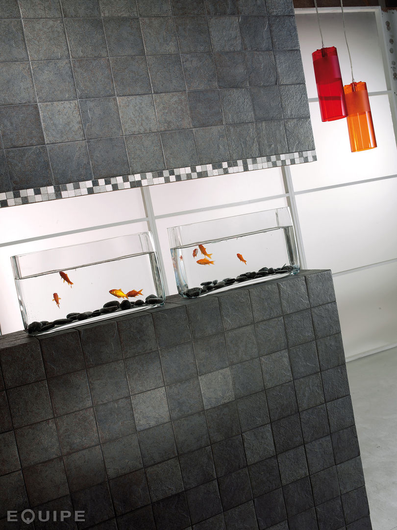 Mica Mosaic 10 Negro homify Baños modernos