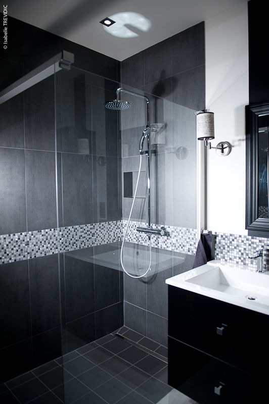 SALLE DE BAIN NOIR ET BLANC, COULEUR DE VIE COULEUR DE VIE Modern bathroom