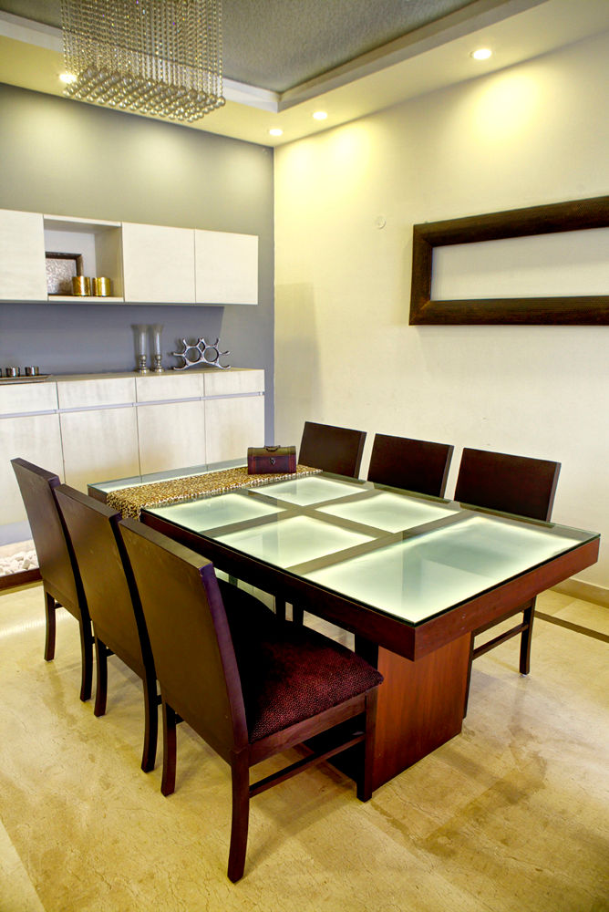 Dining Studio An-V-Thot Architects Pvt. Ltd. Houses