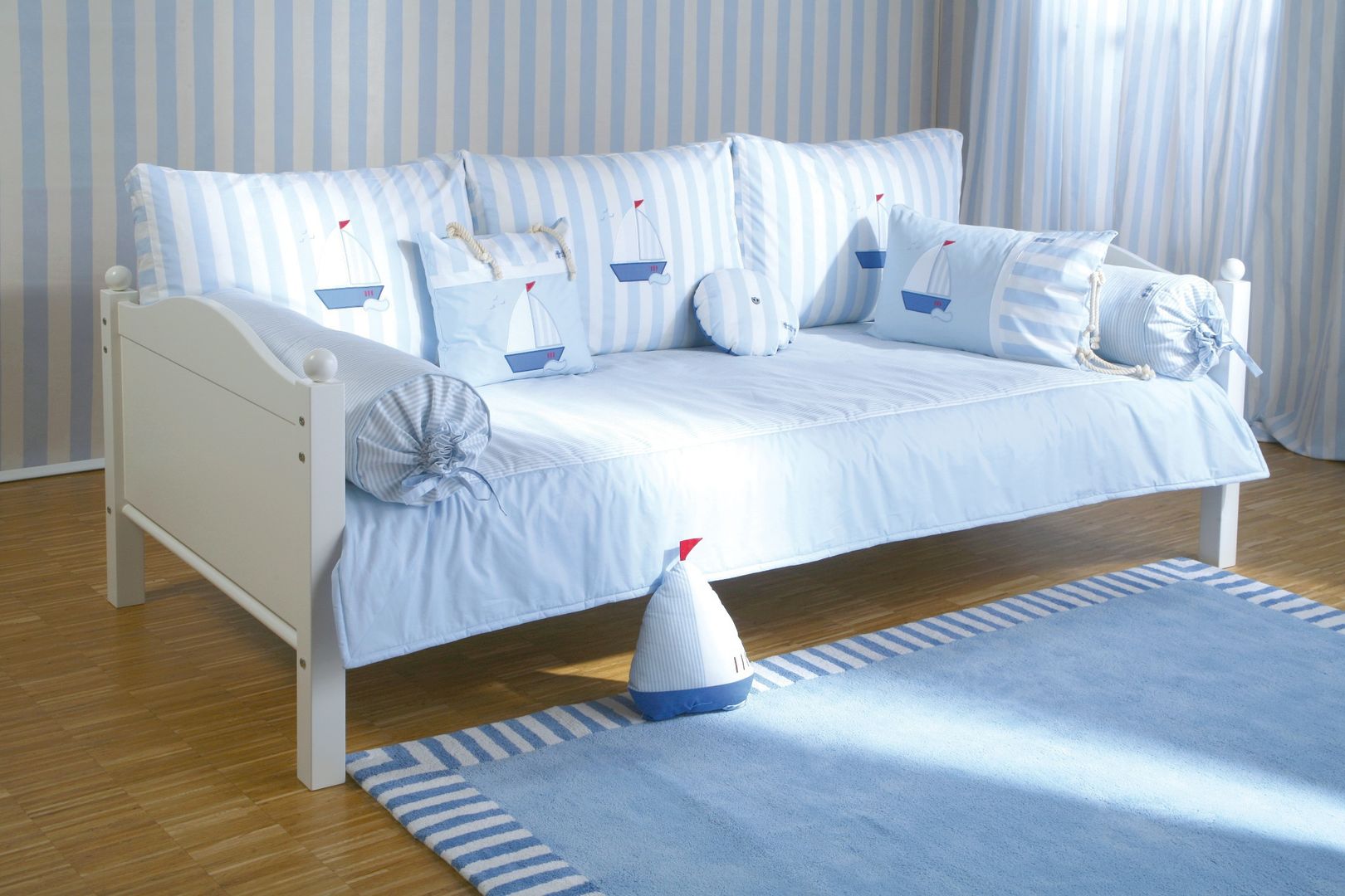 Segelboot , annette frank gmbh annette frank gmbh Nursery/kid’s room Beds & cribs