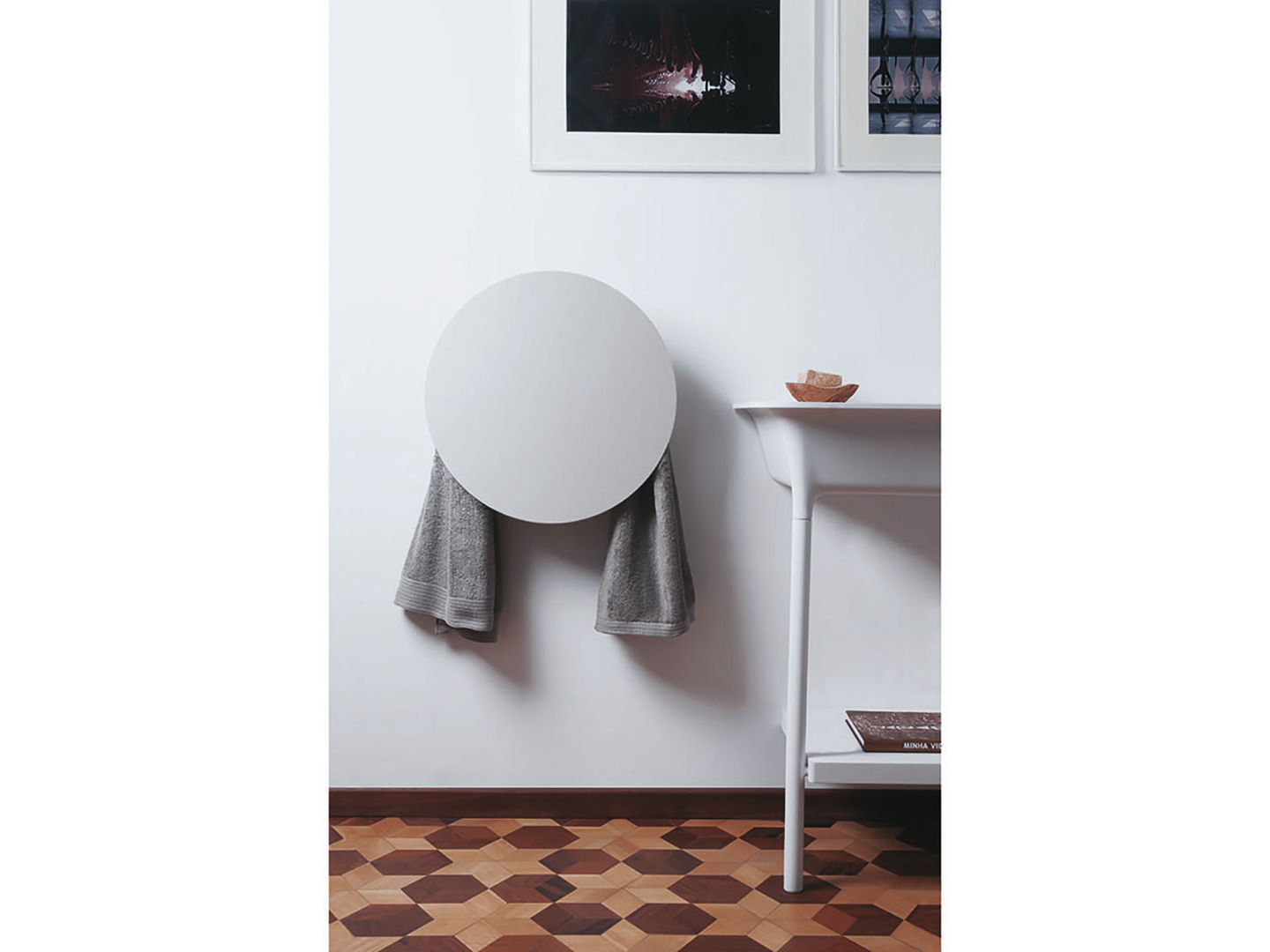 Towelwarmer serie "I Geometrici", MG12 MG12 Minimalist style bathrooms Textiles & accessories