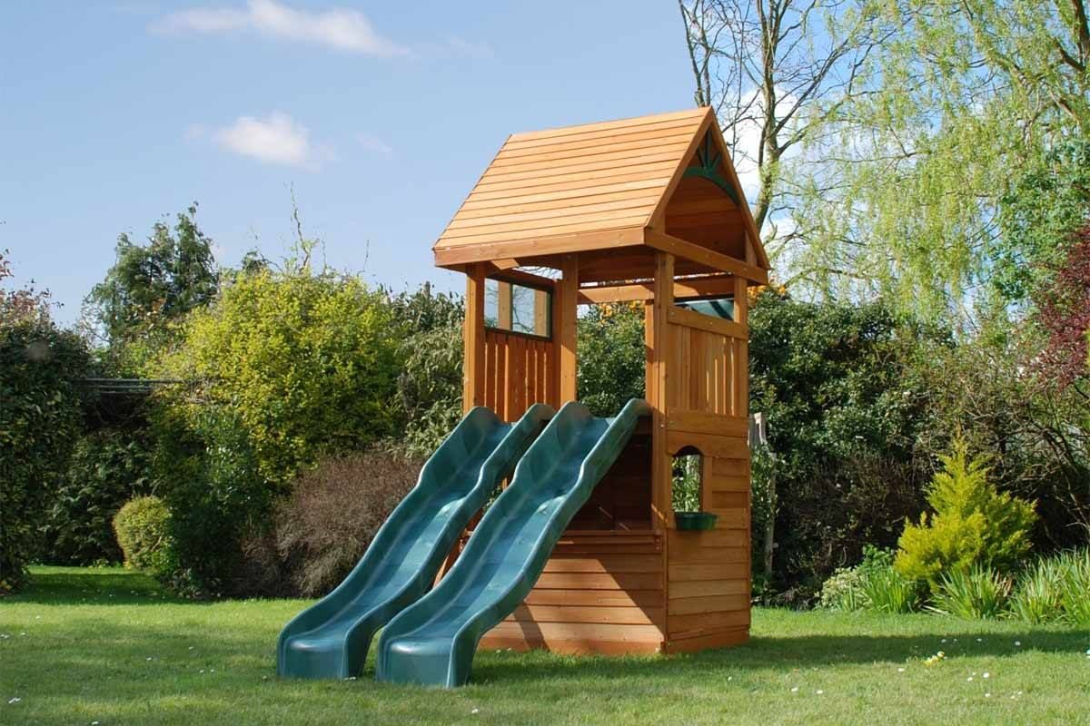 Climbing Frame for Smaller Garden homify Taman Modern