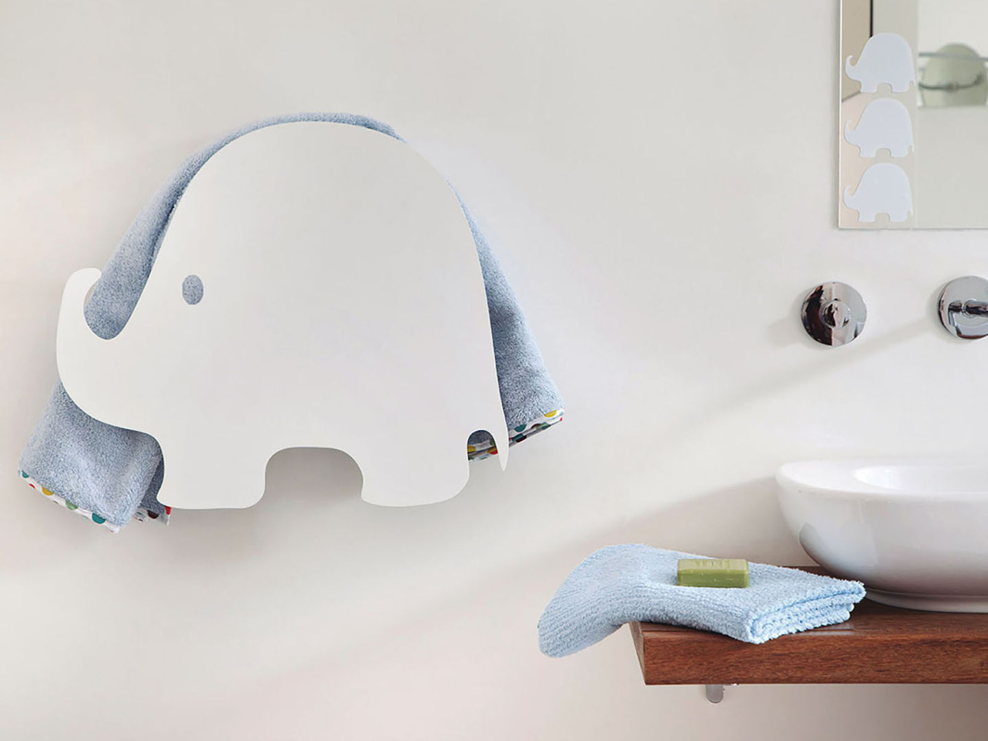 Elephant - electric towel warmer MG12 Eklektyczna łazienka Aluminium/Cynk Tekstylia i akcesoria