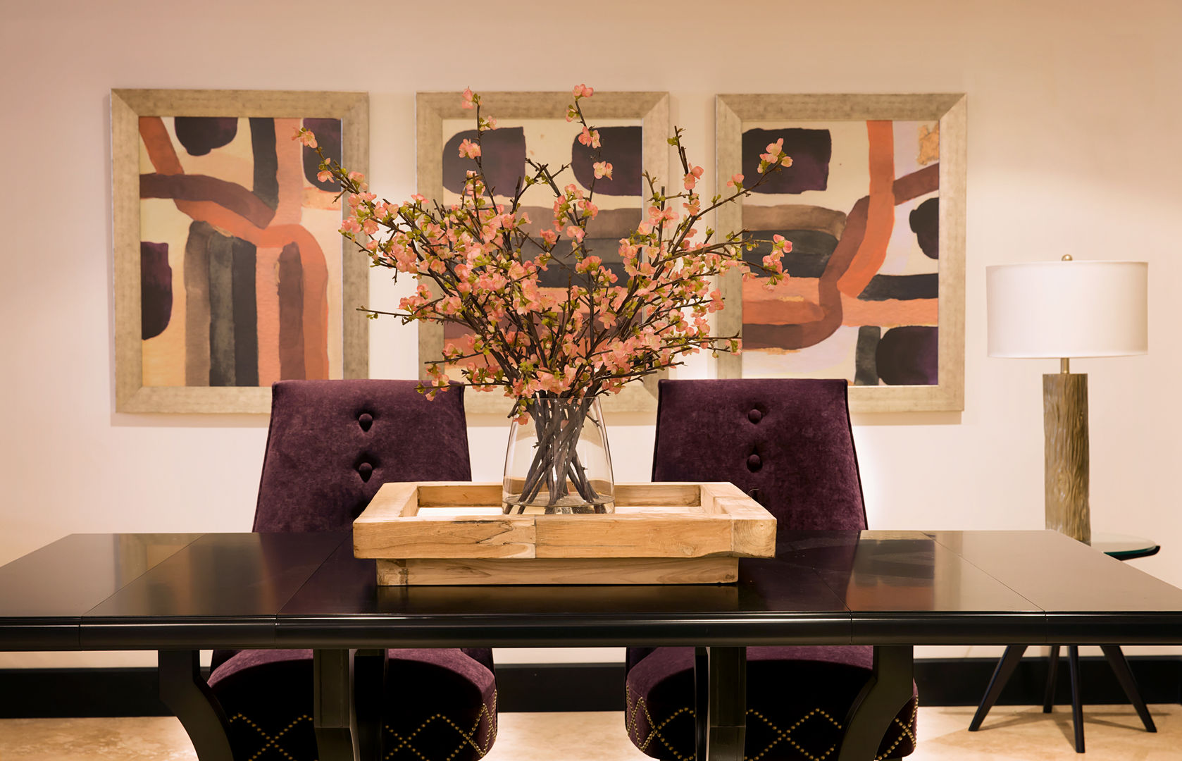 SHOWROOM LUXOREMA, LUXOREMA LUXOREMA Dining room