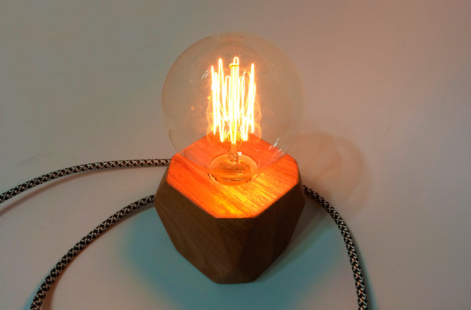 Angelita - Lámpara de Mesa, klik klik Quartos modernos Iluminação