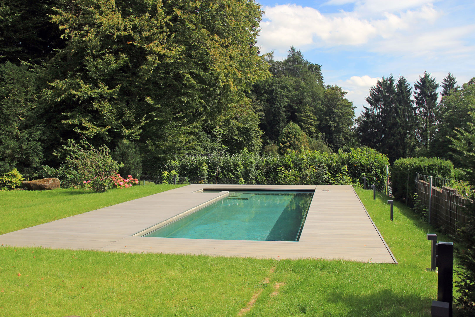Anbau einer Einliegerwohnung, Schweizer Architekten HTl/STV Schweizer Architekten HTl/STV Modern pool