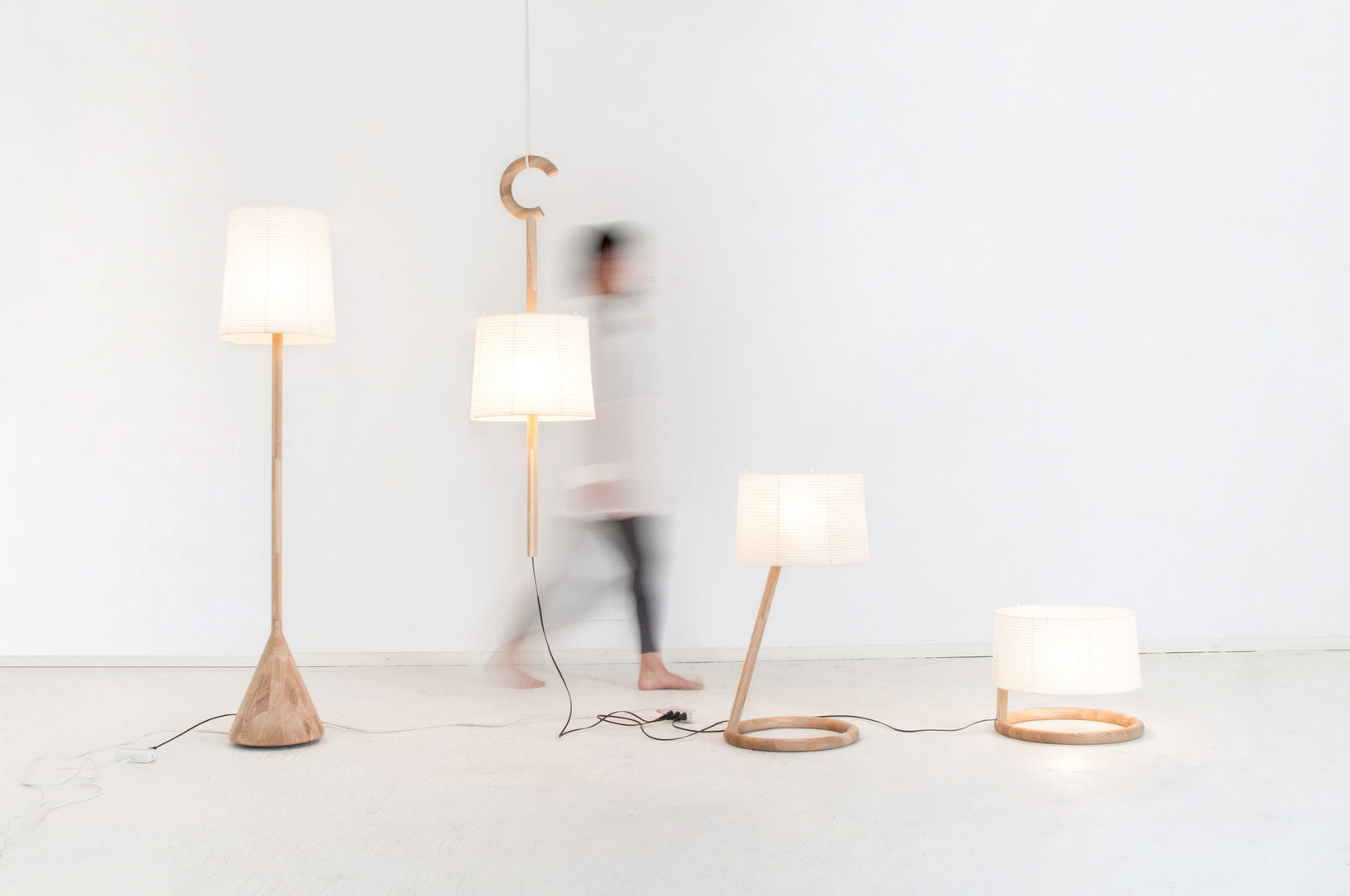 TRANS LAMP Kairi Eguchi Design Salas de estilo moderno Iluminación