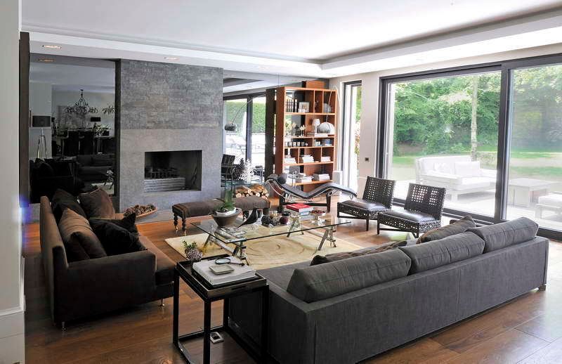 living room Esra Kazmirci Mimarlik Modern Oturma Odası