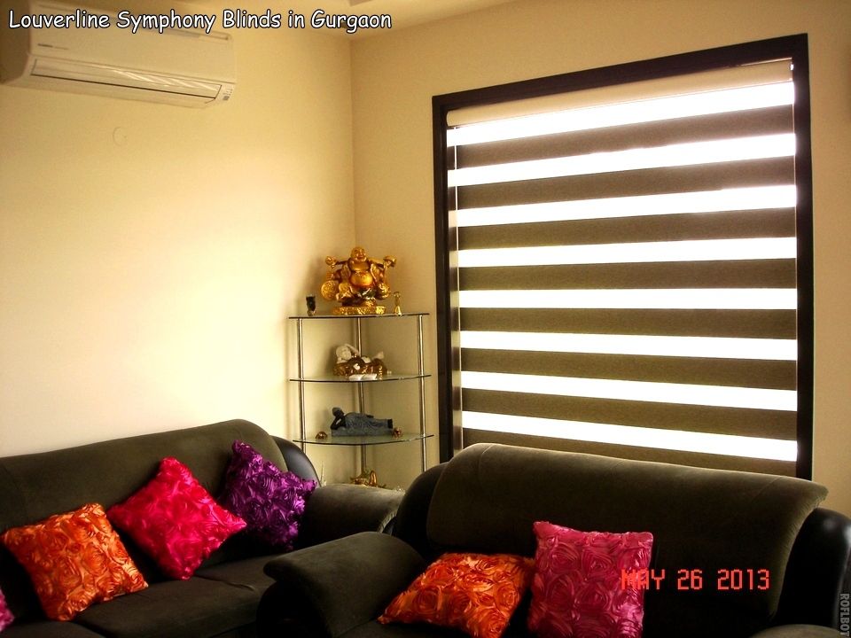 Zebra Window Blinds / Shades, Louverline Blinds Louverline Blinds 和風デザインの リビング アクセサリー＆デコレーション